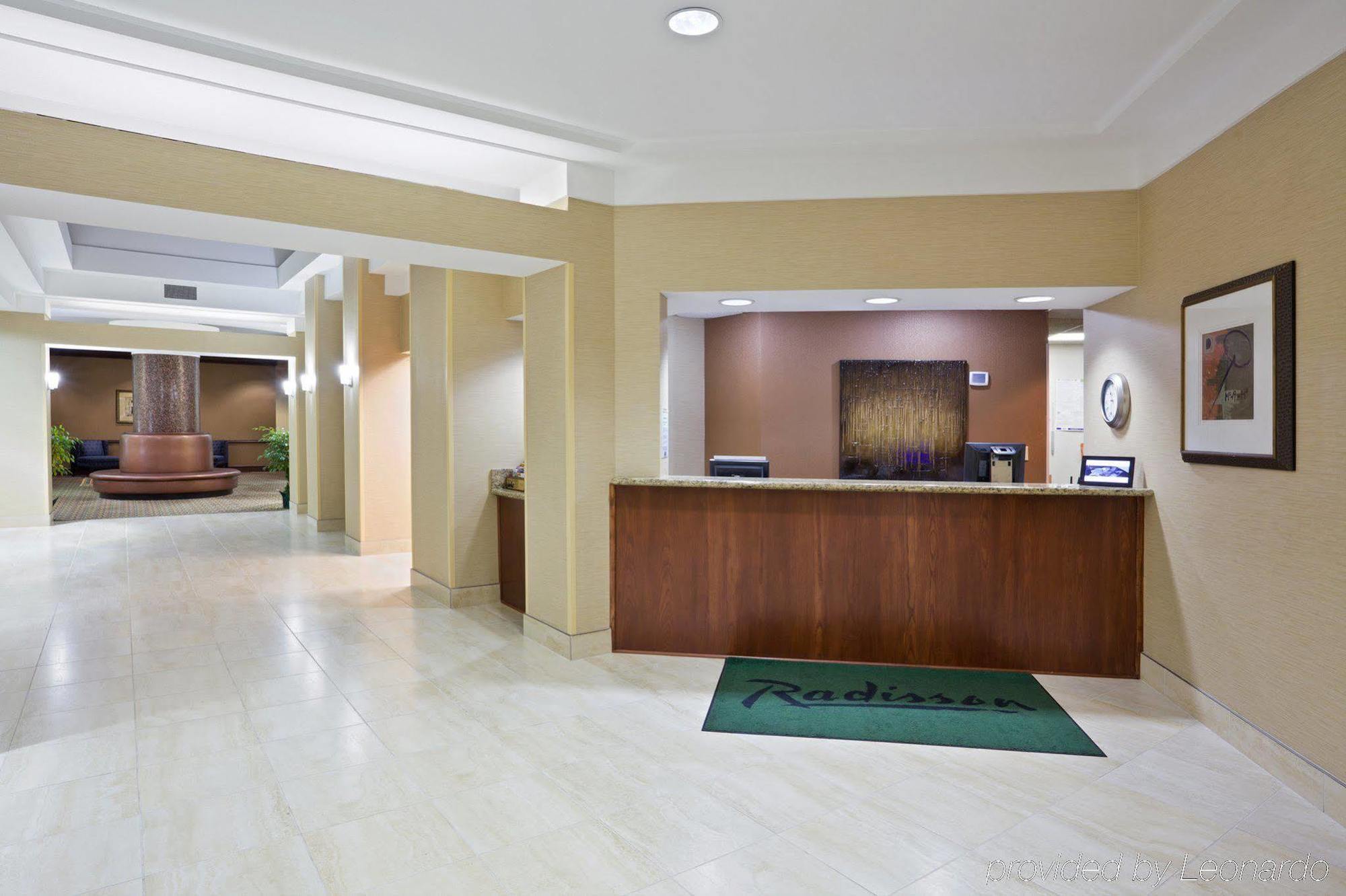 Hotel Rl Cleveland Airport West นอร์ธโอล์มสเตด ภายใน รูปภาพ